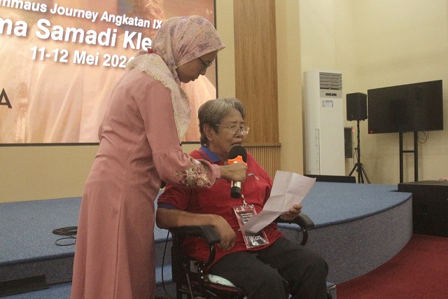 07_Testimoni - Theresia Kun SaptianiPAKAI